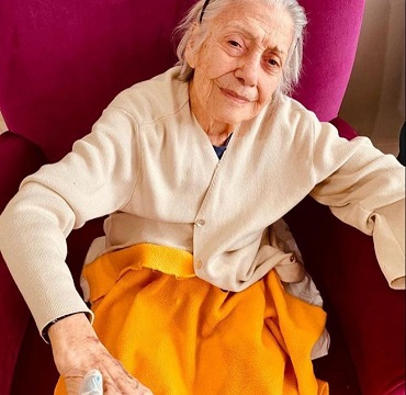 Yaşlı Bakımı